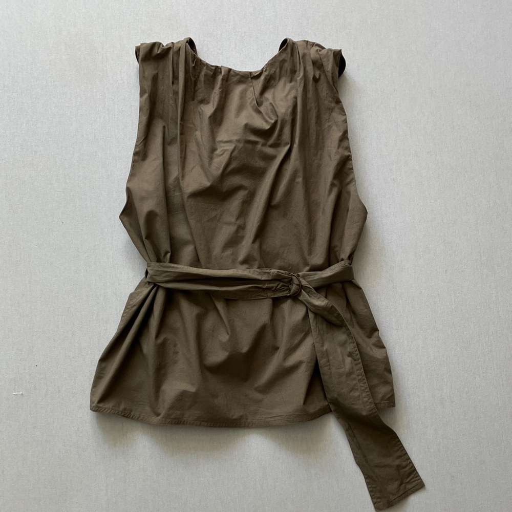 Waist-Tie Sleeveless Tank Top in Olive Brown